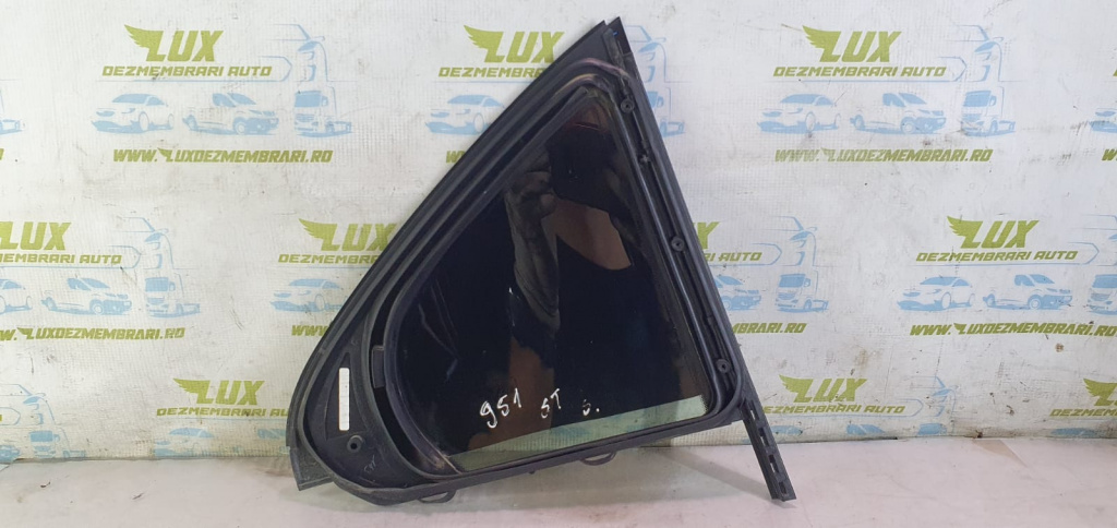 Geam stanga spate a2057300055 Mercedes-Benz C-Class W205/S205/C205 [2014 - 2018] 2.2 cdi om651921