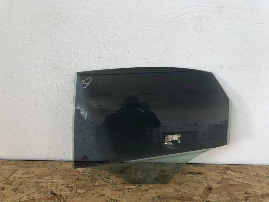 Geam stanga spate Audi A4 B8 sedan 2008 (cod intern: 13259)