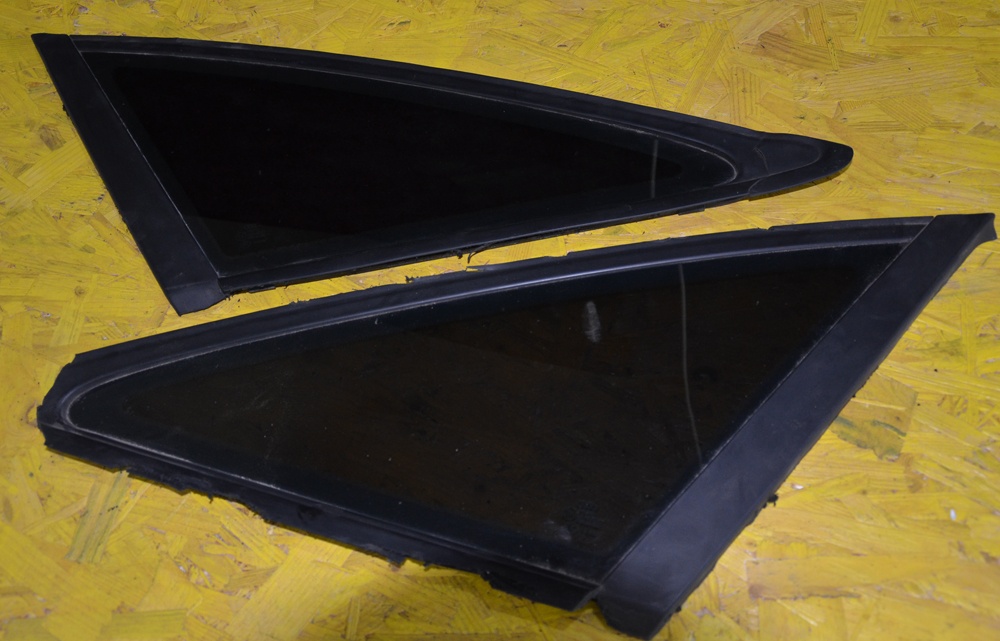 GEAM STANGA SPATE CAROSERIE AUDI A6 4F 2005-2009