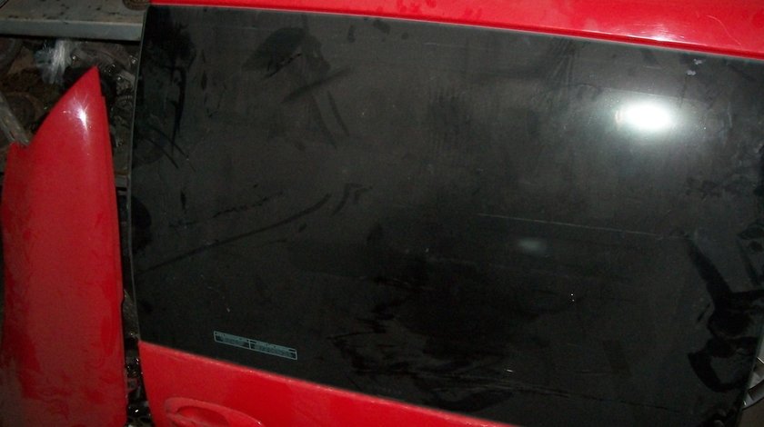 Geam stanga spate chrysler voyager 1997-2001