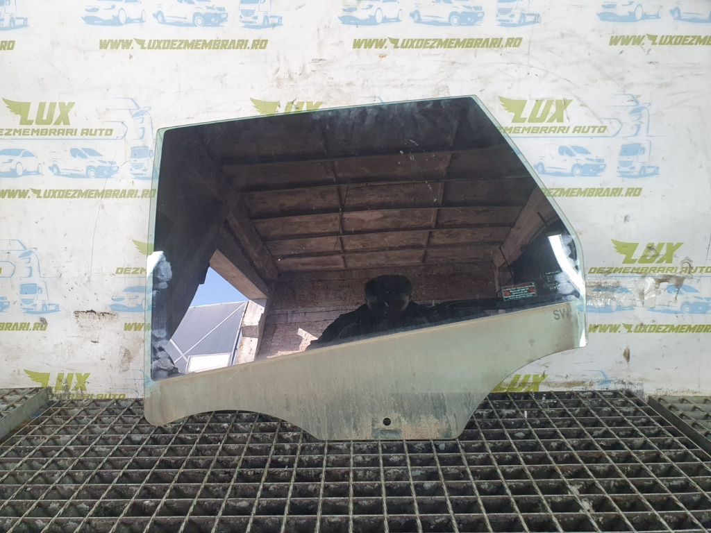 Geam stanga spate Opel Astra J [2009 - 2012] 1.7 cdti A17DTR