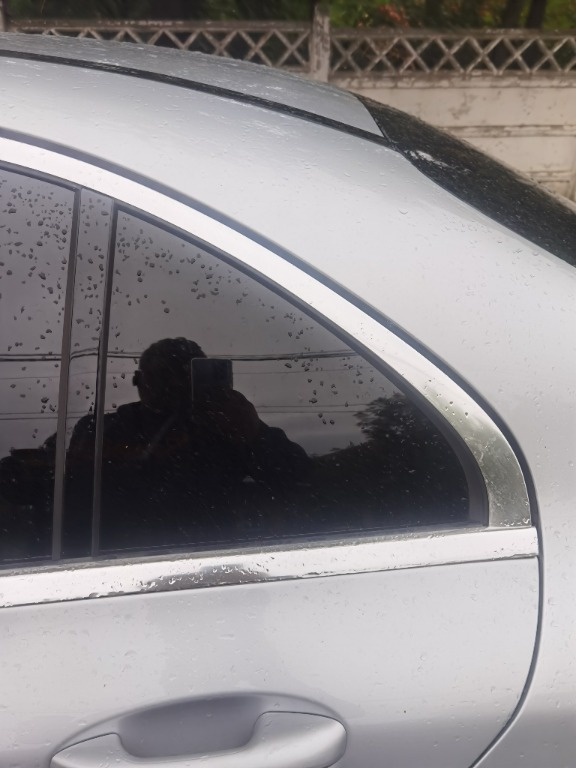 Geam stanga spate triunghi Mercedes C220 cdi w205