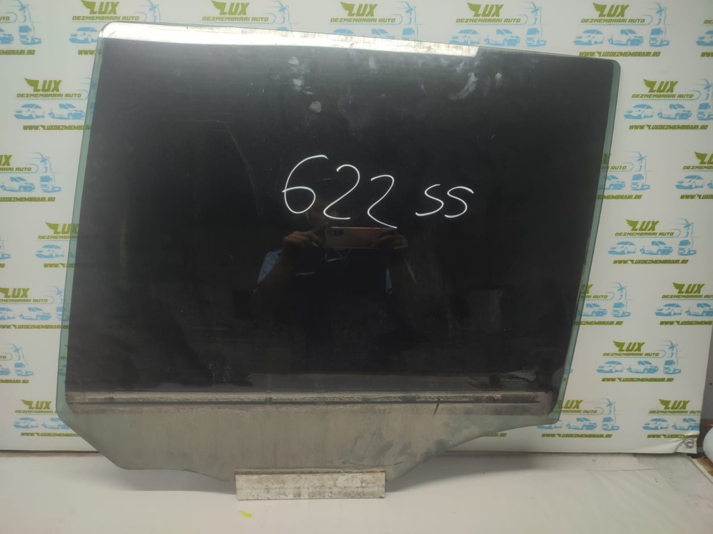 Geam stanga spate Vauxhall Zafira B [2005 - 2008] 1.9 cdti Z19DTH