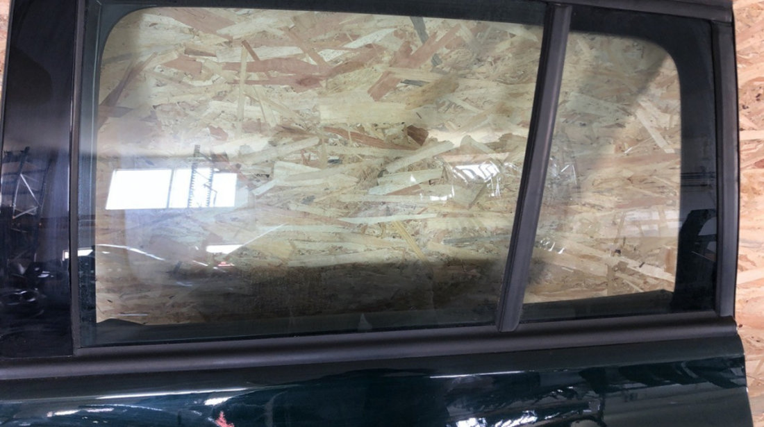 Geam stanga spate VW Tiguan 5N suv 2011 (cod intern :15004)