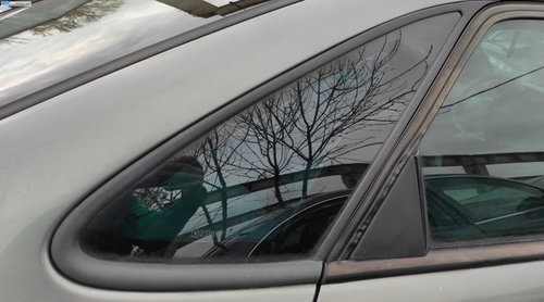 Geam Sticla Aripa Caroserie Dreapta Spate Renault Laguna 1 1994 - 2001