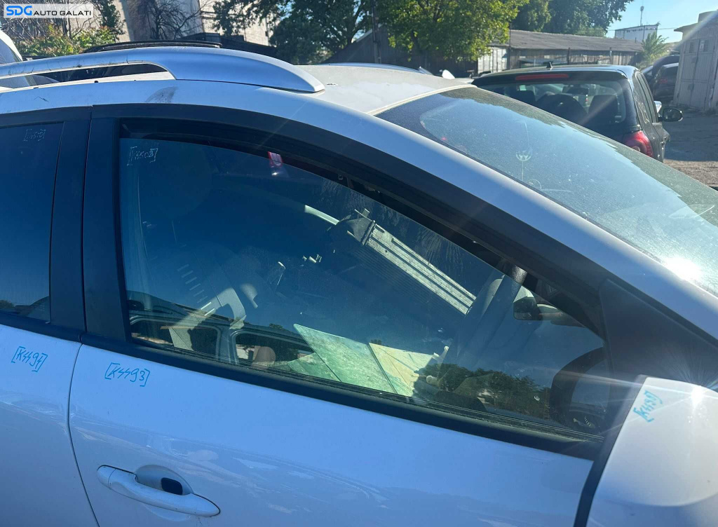 Geam Sticla Culisant de pe Usa Portiera Dreapta Fata Renault Megane 3 2008 - 2016 [K4508]
