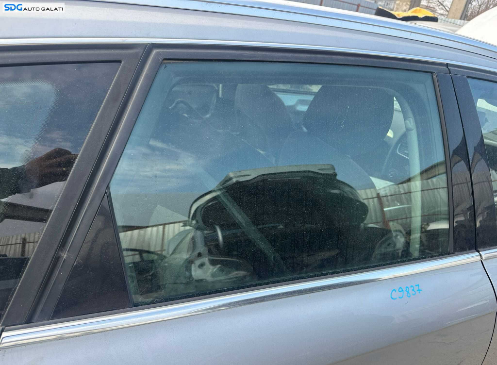 Geam Sticla Culisant de pe Usa Portiera Dreapta Spate Audi A4 B8 Break Avant 2008 - 2015 [C9865]