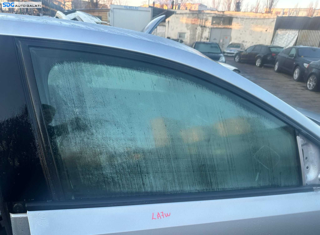 Geam Sticla Culisant de pe Usa Portiera Dreapta Fata Volkswagen Polo 6R 2009 - 2017 [K0961]