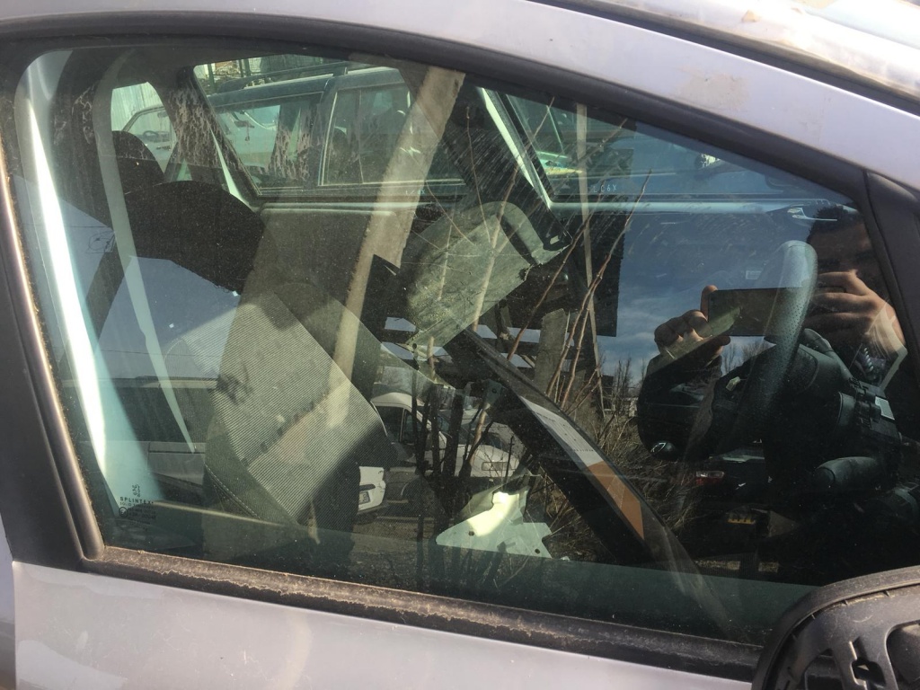 Geam / Sticla Culisant Usa / Portiera Dreapta Fata Peugeot 307 2001 - 2008