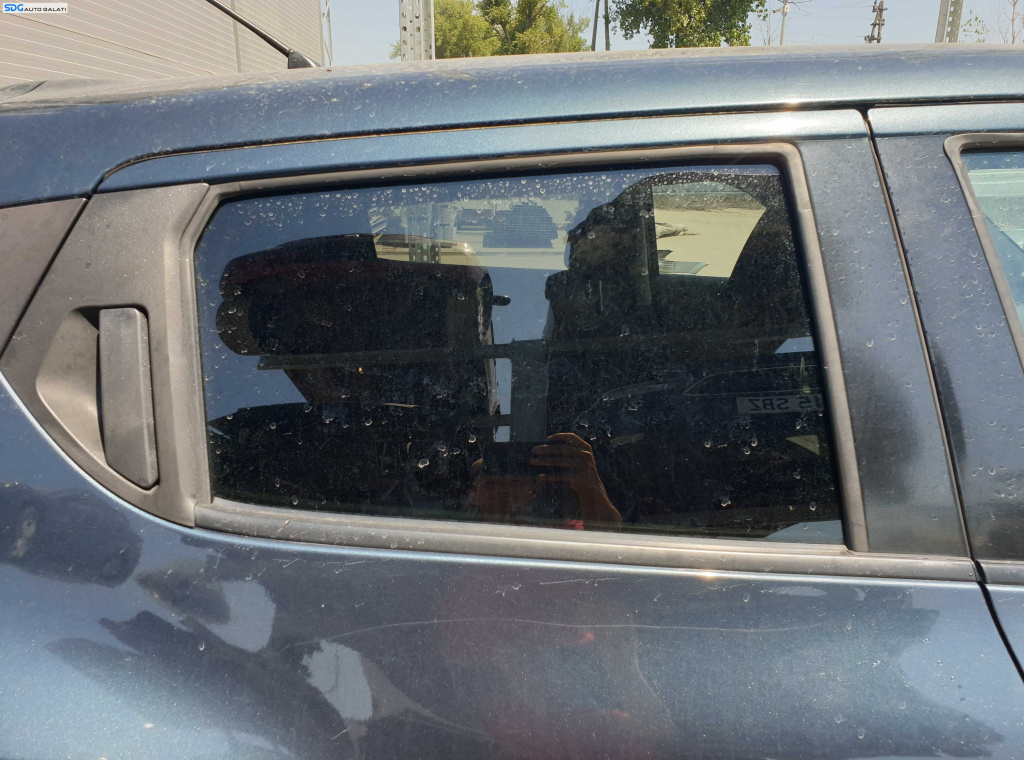 Geam Sticla de pe Usa Portiera Dreapta Spate Nissan Juke F15 2010 - 2014 [K6328]