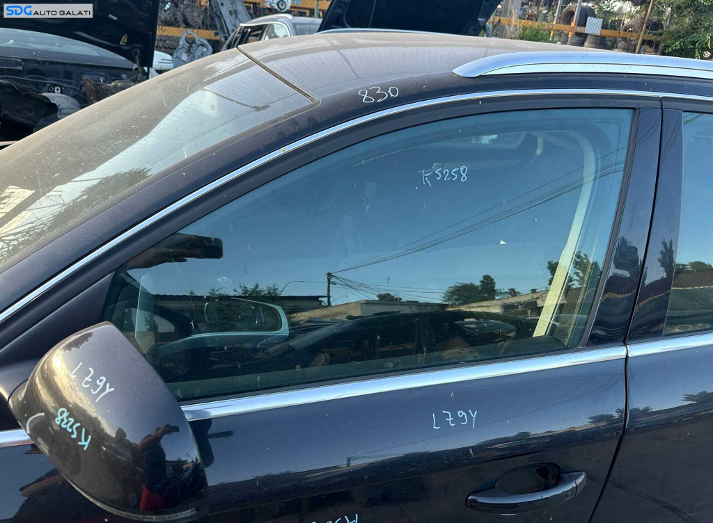 Geam Sticla de pe Usa Portiera Stanga Fata Audi A4 B8 2008 - 2015 [K5258]