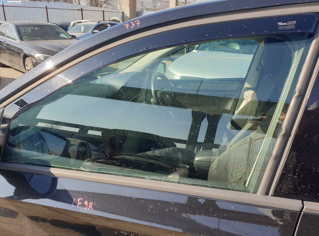 Geam Sticla de pe Usa Portiera Stanga Fata Sofer Skoda Rapid 2012 - 2017 [K4367]