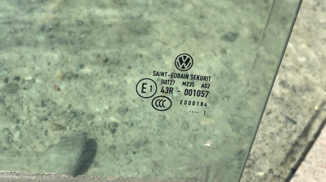 Geam Sticla de pe Usa Portiera Stanga Fata Sofer Volkswagen Caddy 2016 - 2020 [C4882]