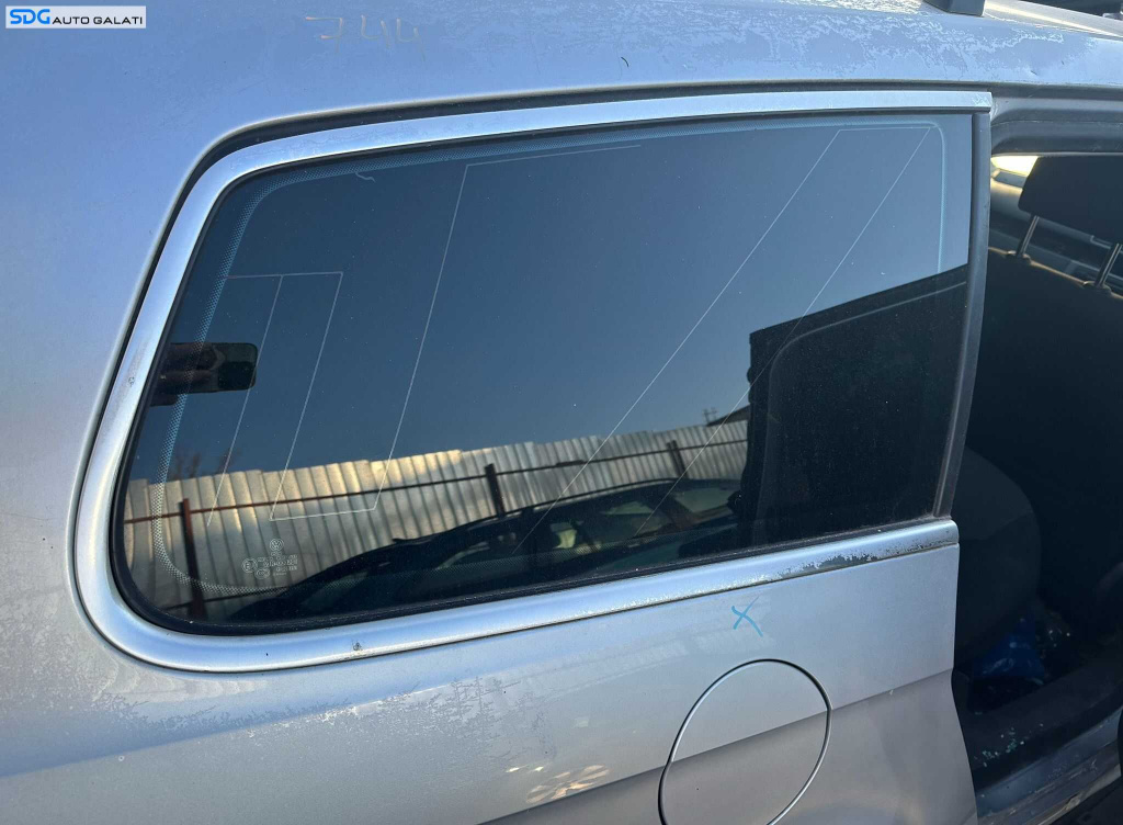 Geam Sticla Fix Aripa Caroserie Dreapta Spate Volkswagen Passat B7 Break Combi 2010 - 2015 [K3766]