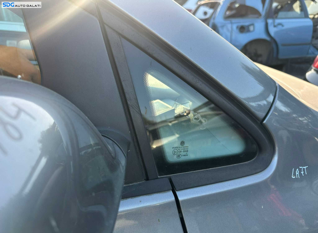 Geam Sticla Fix de pe Aripa Caroserie Dreapta Fata Volkswagen Golf 6 Plus 2008 - 2014 [K5503]