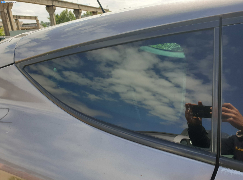 Geam Sticla Fix de pe Aripa Dreapta Spate Renault Megane 3 Coupe 2 Usi 2008 - 2016 [K5755]