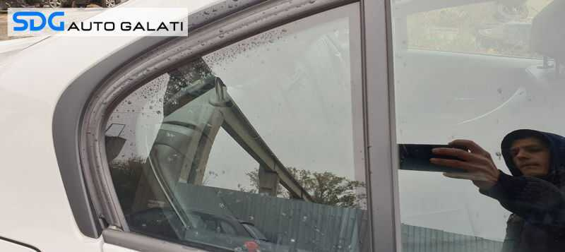 Geam Sticla Fix Usa Portiera Dreapta Spate BMW Seria 3 F30 2011 - 2019