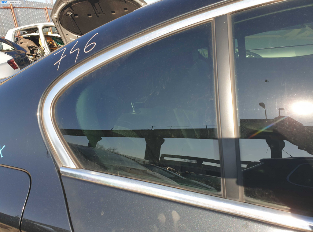 Geam Sticla Fix Usa Portiera Spate Dreapta BMW Seria 5 F10 2009 - 2017 [K3892]