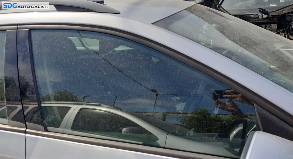 Geam Sticla Usa Portiera Dreapta Fata Skoda Octavia 3 2013 - 2017 [0287]