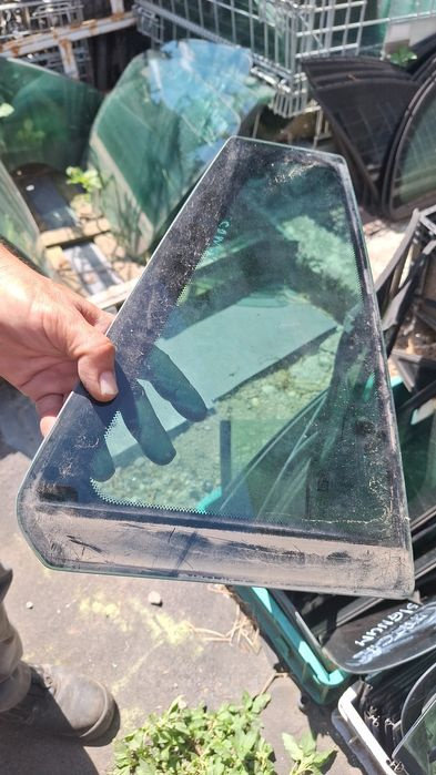 Geam ușa dreapta stanga spate Opel Insignia Combi