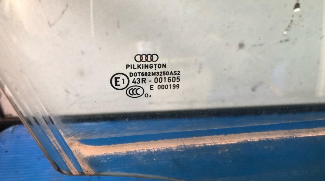 Geam usa dreapta fata audi a4 b8