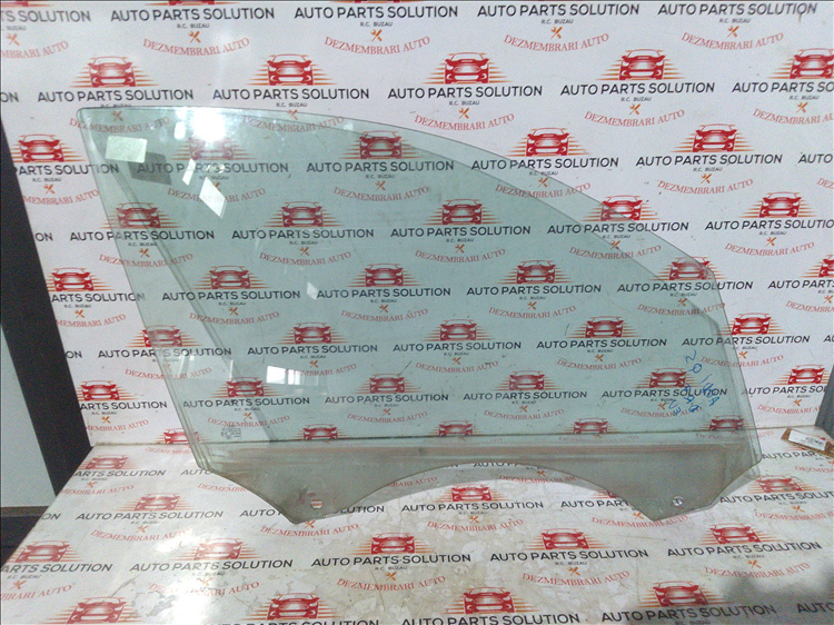 Geam usa dreapta fata AUDI Q5 an fabr. 2012