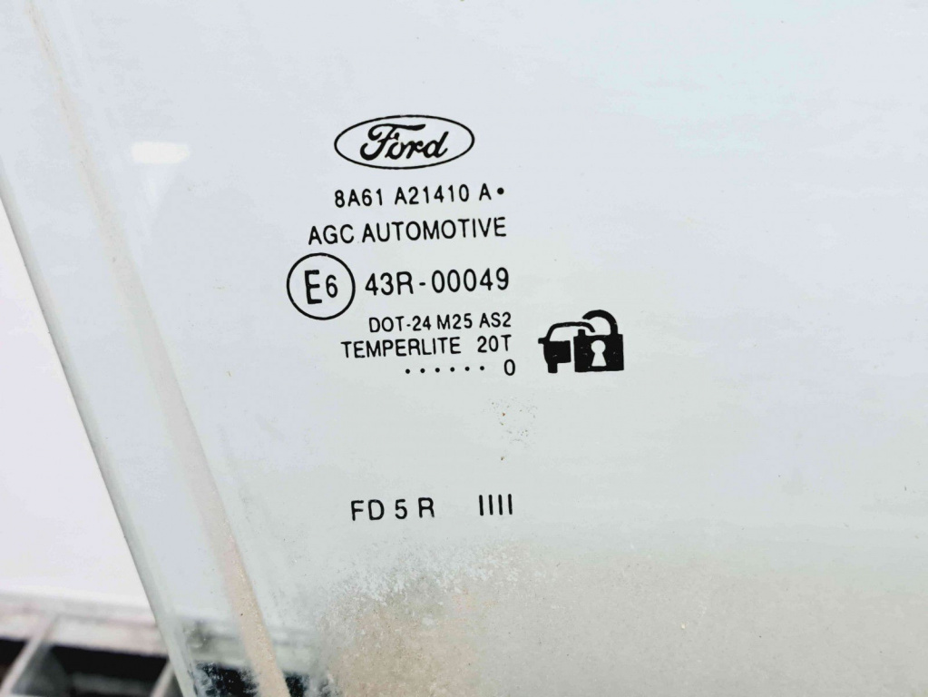 Geam usa dreapta fata Ford Fiesta 6 [Fabr 2008-2019] OEM 1.25 Benz 60KW / 80CP