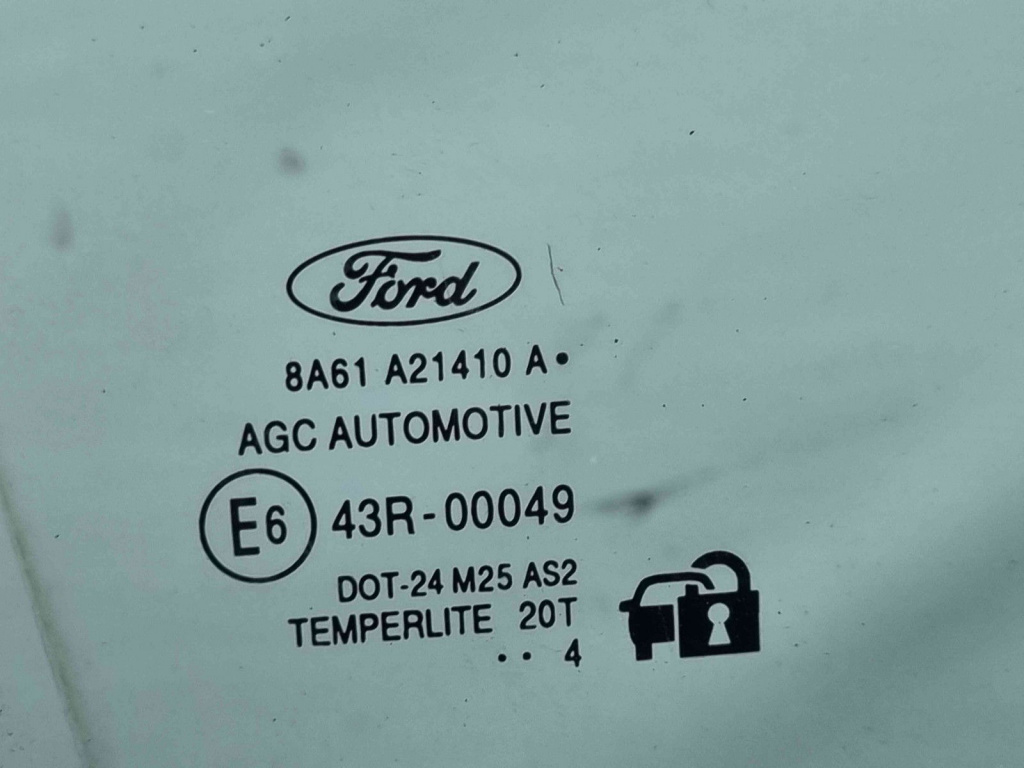 Geam usa dreapta fata Ford Fiesta 7 [Fabr 2017-prezent] OEM