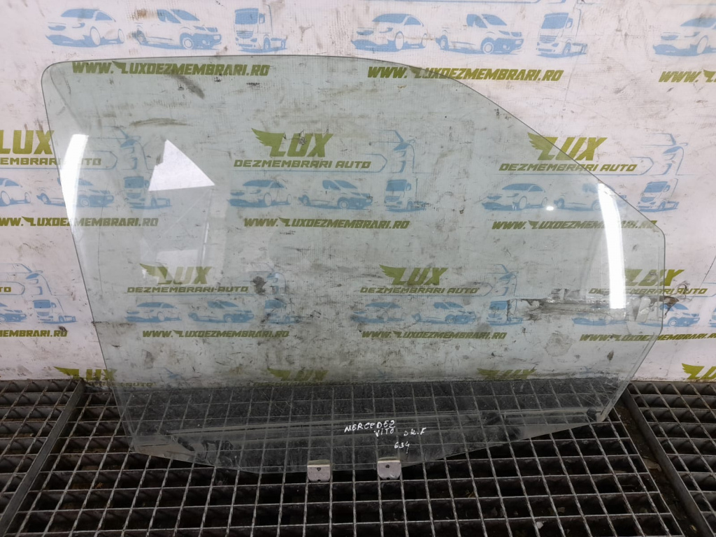 Geam usa dreapta fata Mercedes-Benz Vito W638 [1996 - 2003] 2.2 OM611980