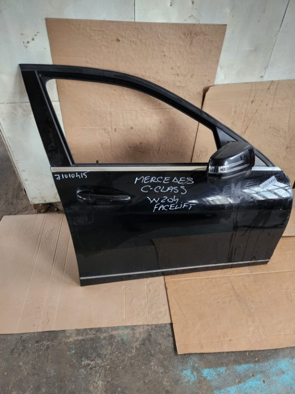 Geam usa dreapta fata Mercedes C-Class W204 sedan Facelift 2012