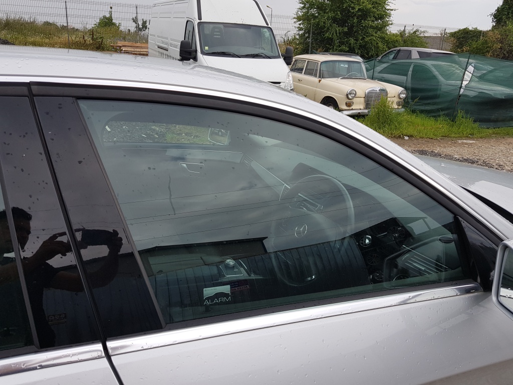 GEAM USA DREAPTA FATA MERCEDES W212 E-CLASS