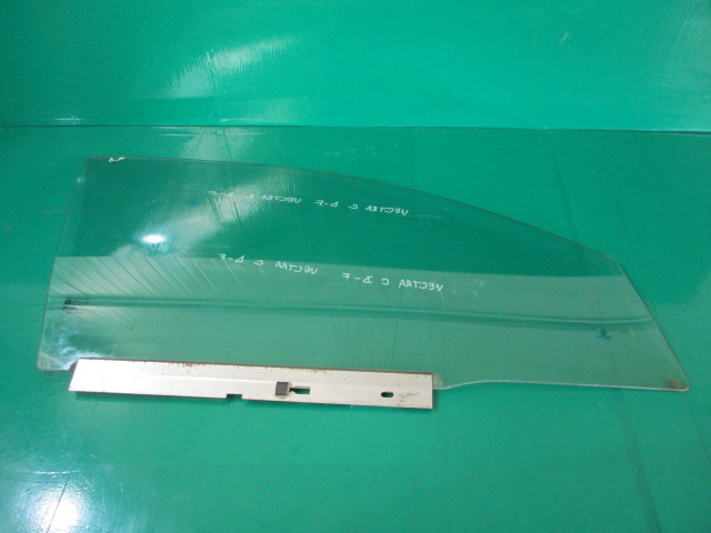 GEAM USA DREAPTA FATA OPEL VECTRA C FAB. 2002 – 2009 ⭐⭐⭐⭐⭐