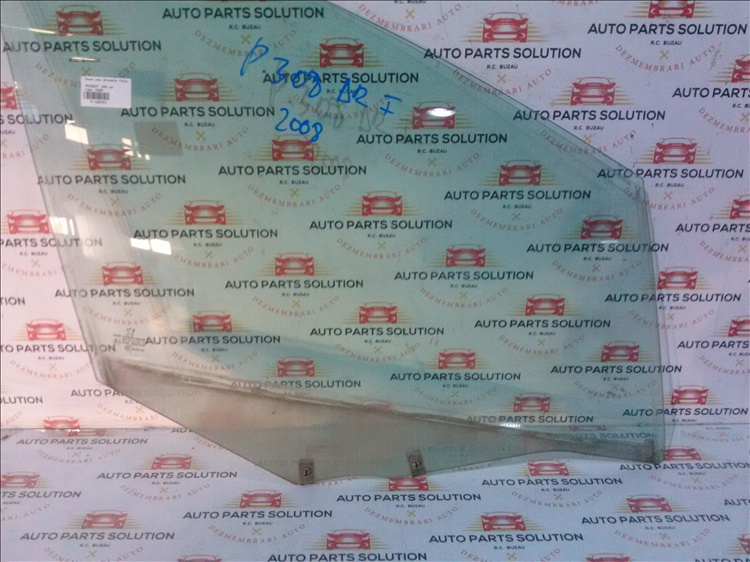 Geam usa dreapta fata PEUGEOT 308 an fabr.2008