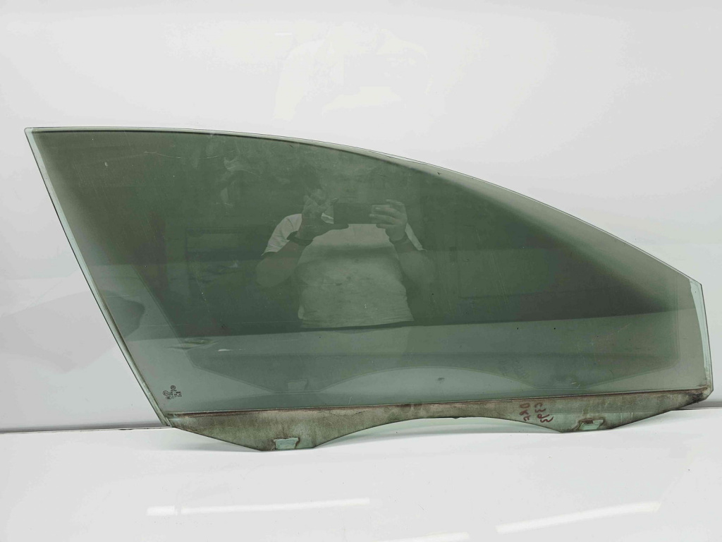 Geam usa dreapta fata Volkswagen Passat B7 (362) [Fabr 2010-2014]