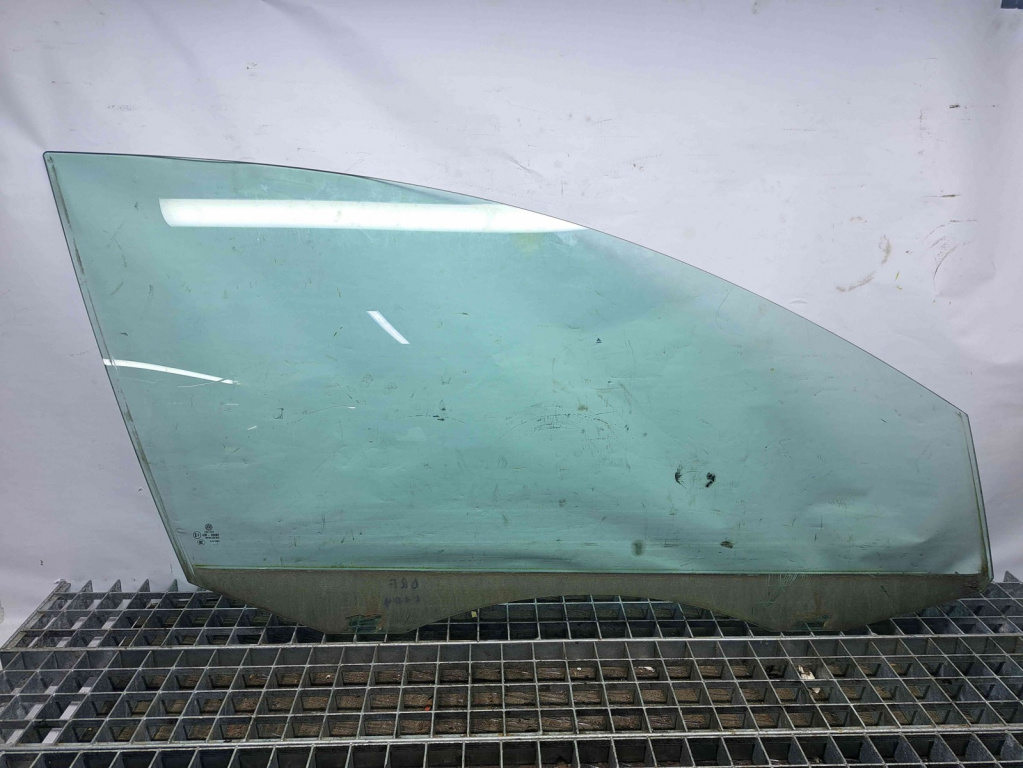 Geam usa dreapta fata Volkswagen Passat B7 (362) [Fabr 2010-2014] OEM 2.0 TDI CFFB 103KW / 140CP
