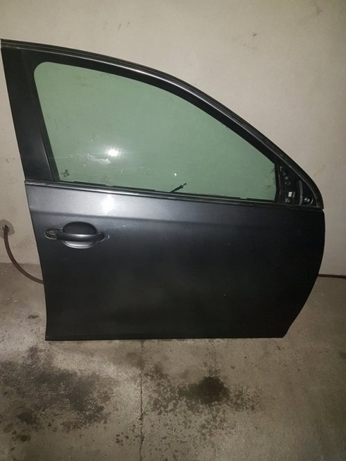 Geam usa dreapta fata vw jetta III 2005-2010