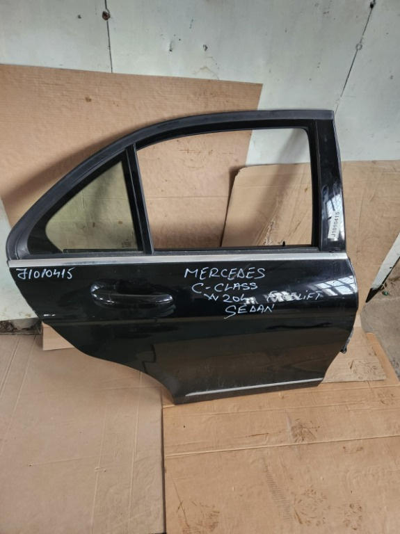 Geam usa dreapta spate Mercedes C-Class W204 sedan Facelift 2012
