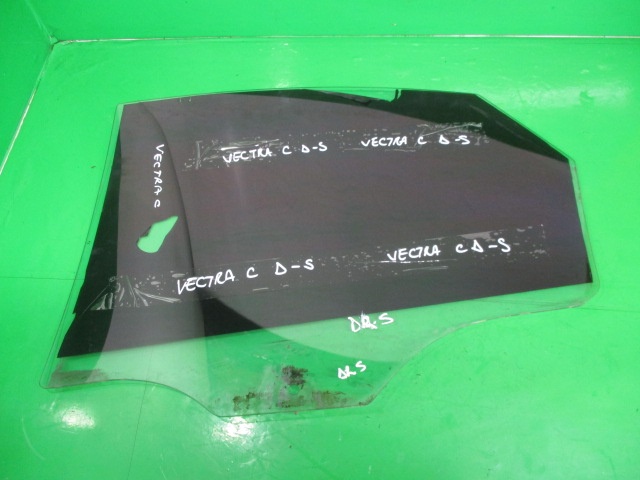 GEAM USA DREAPTA SPATE OPEL VECTRA C FAB. 2002 – 2009 ⭐⭐⭐⭐⭐