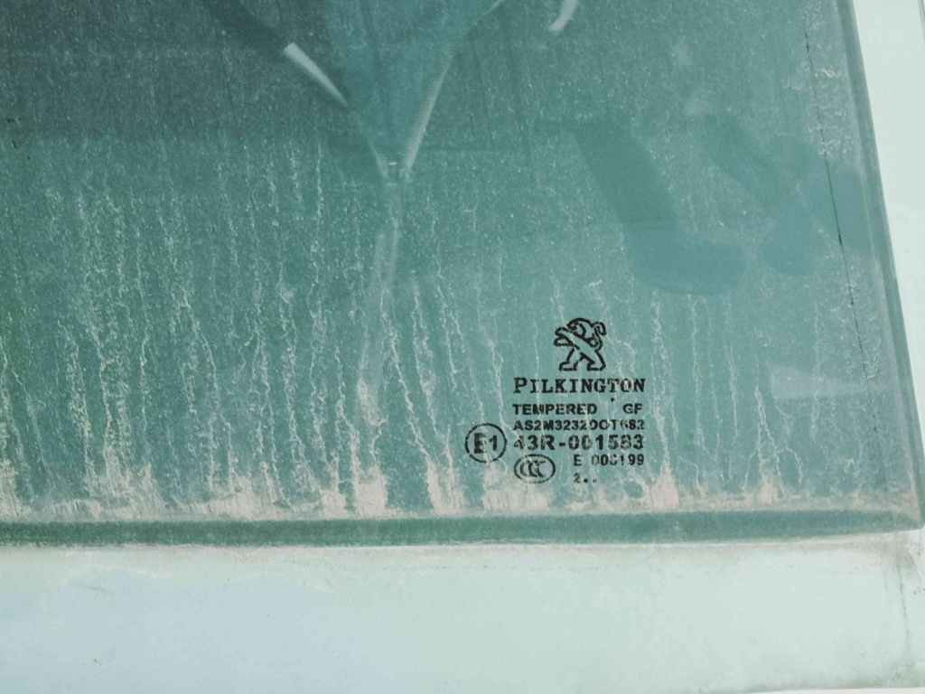 Geam usa dreapta spate Peugeot 208 [Fabr 2012-2024] OEM