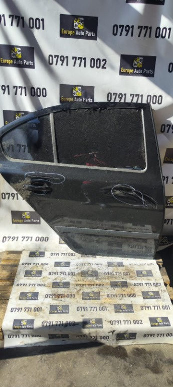 Geam usa dreapta spate Skoda Octavia 2 1.6 TDI sedan cod motor CAY an 2011