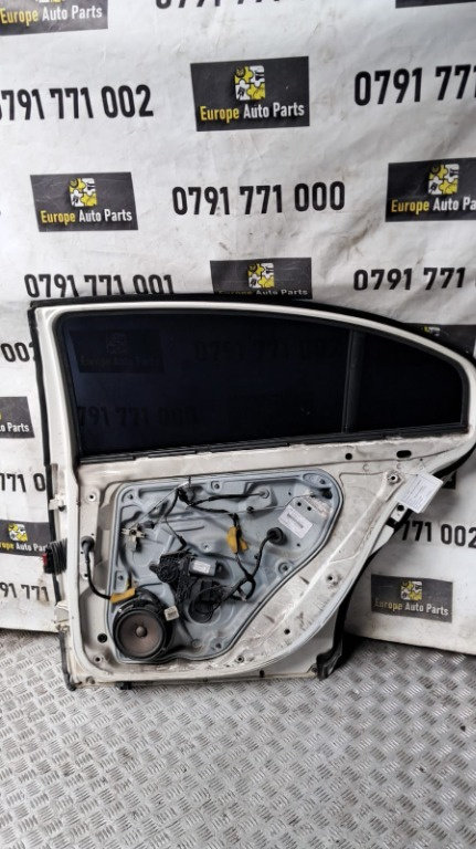 Geam usa dreapta spate Skoda Superb 1.9 TDI an fabricatie 2008