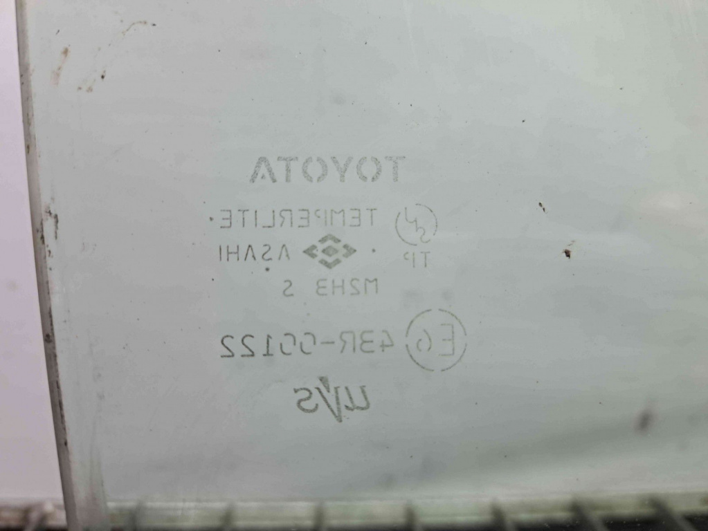 Geam usa dreapta spate Toyota Rav 4 III (ACA3, ACE, ALA3, GSA3, ZSA3) [Fabr 2005-2013] OEM