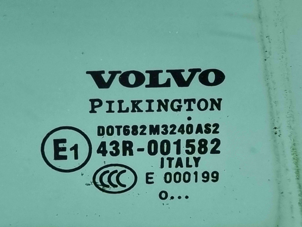 Geam usa dreapta spate Volvo XC90 [Fabr 2002-2014] OEM