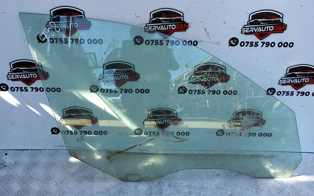 Geam usa fata dreapta BMW Seria 5 (2003-2010) [E60] 2.0 Motorina 2008, -