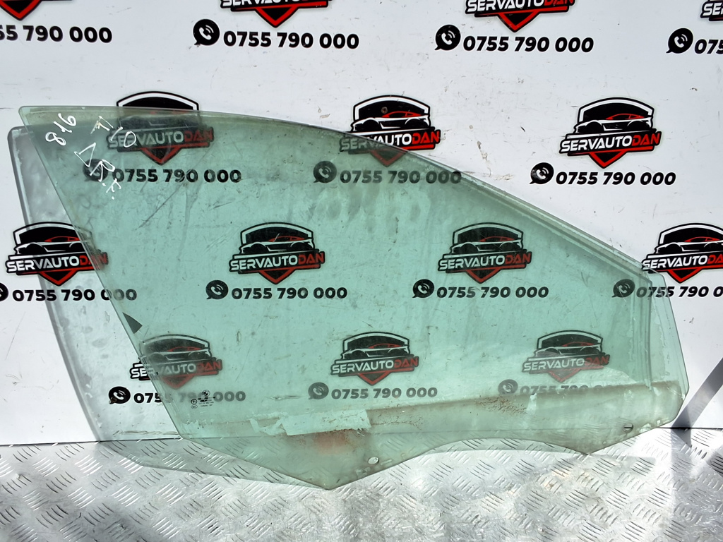 Geam usa fata dreapta BMW Seria 5 (2010-
