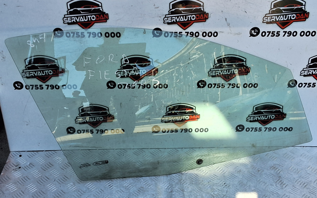 Geam usa fata dreapta Ford Fiesta 5 (2002-2008) [JH_, JD_,MK6] 1.4 Motorina 2003, -