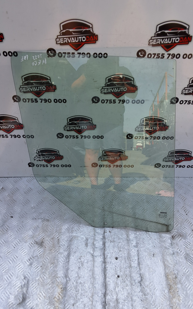 Geam usa fata dreapta Iveco Daily 6 2.3 Motorina 2022, -