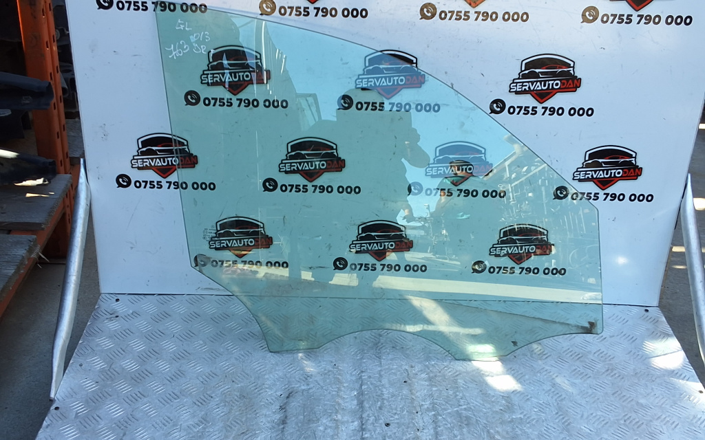 Geam usa fata dreapta Mercedes-Benz GL (2013-2019) [x166] 3.0 Motorina 2013, -