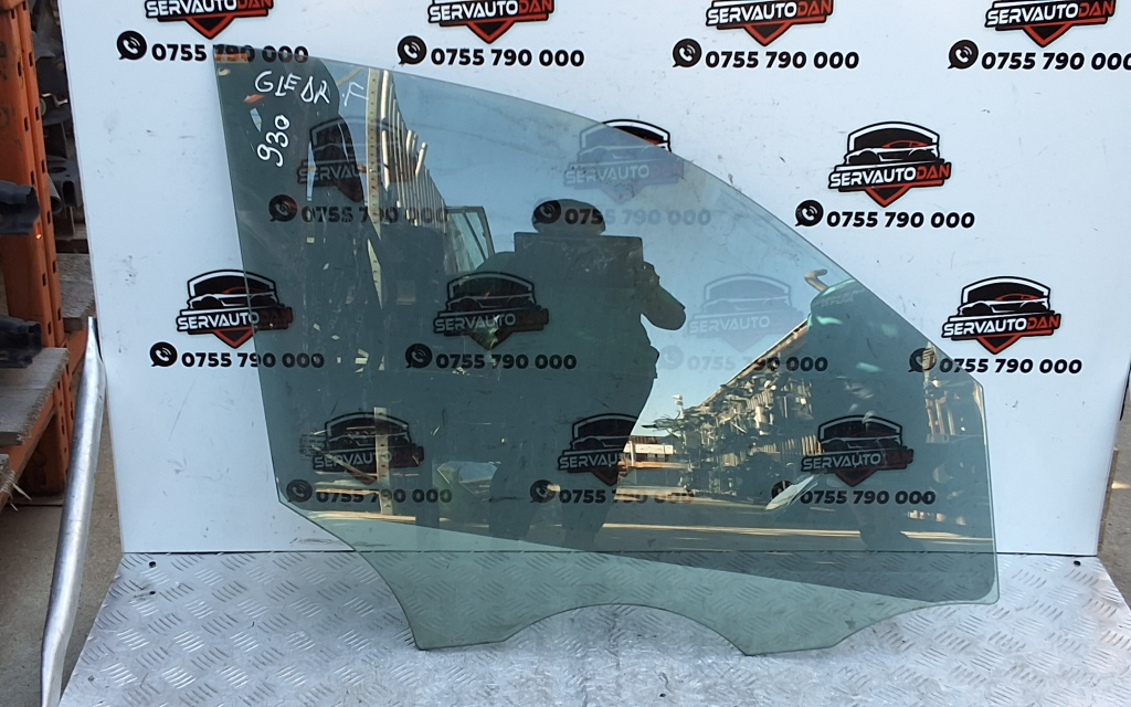 Geam usa fata dreapta Mercedes-Benz GLE 