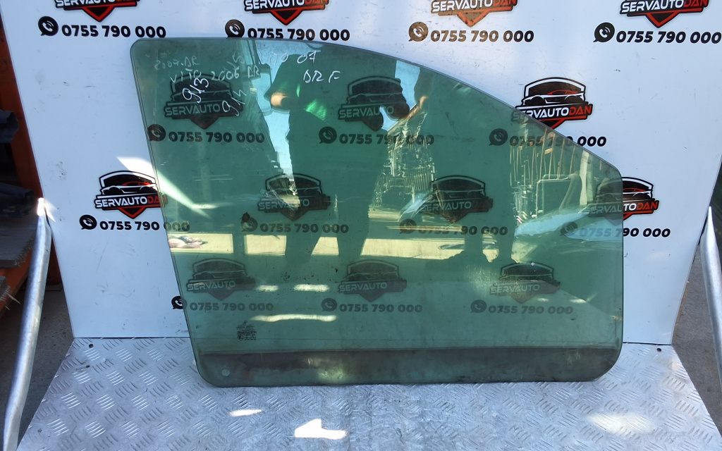 Geam usa fata dreapta Mercedes-Benz Vito (2003-2009) [W639] 2.2 Motorina 2007, -